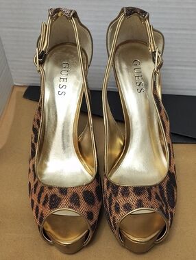 GUESS Gold and Leopard Peep-Toe Slingback Heels Sz 9M NWOB